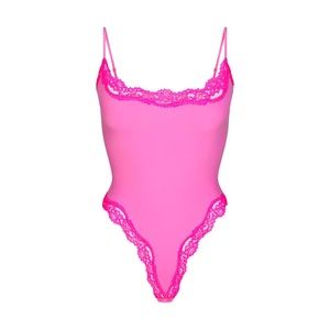 NWT Fits Everybody Lace Cami Bodysuit